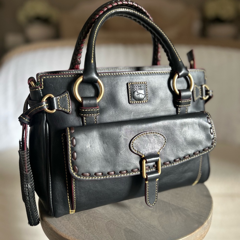 Dooney and Bourke Florentine Medium Pocket Satchel in NAVY